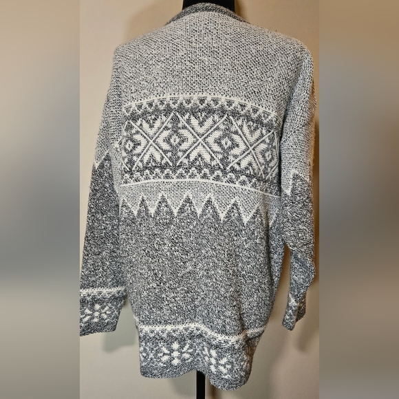 Vintage Sweater Cardigan Gorgeous Wool Blend Unique knit ornate buttonVTG Canada - Picture 8 of 10